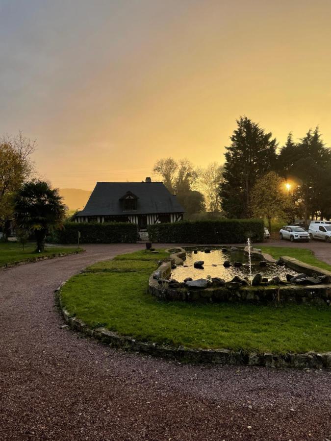Gites - Domaine de Geffosse Pont-Évêque Extérieur photo