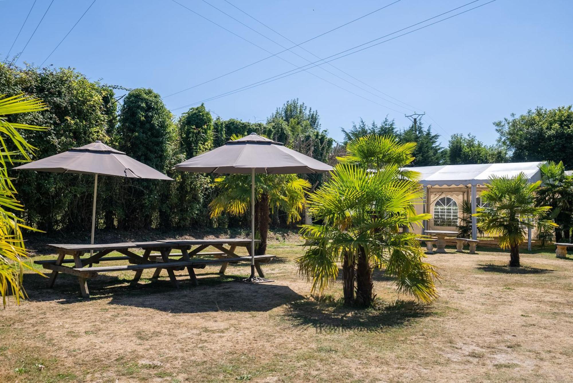 Gites - Domaine de Geffosse Pont-Évêque Extérieur photo