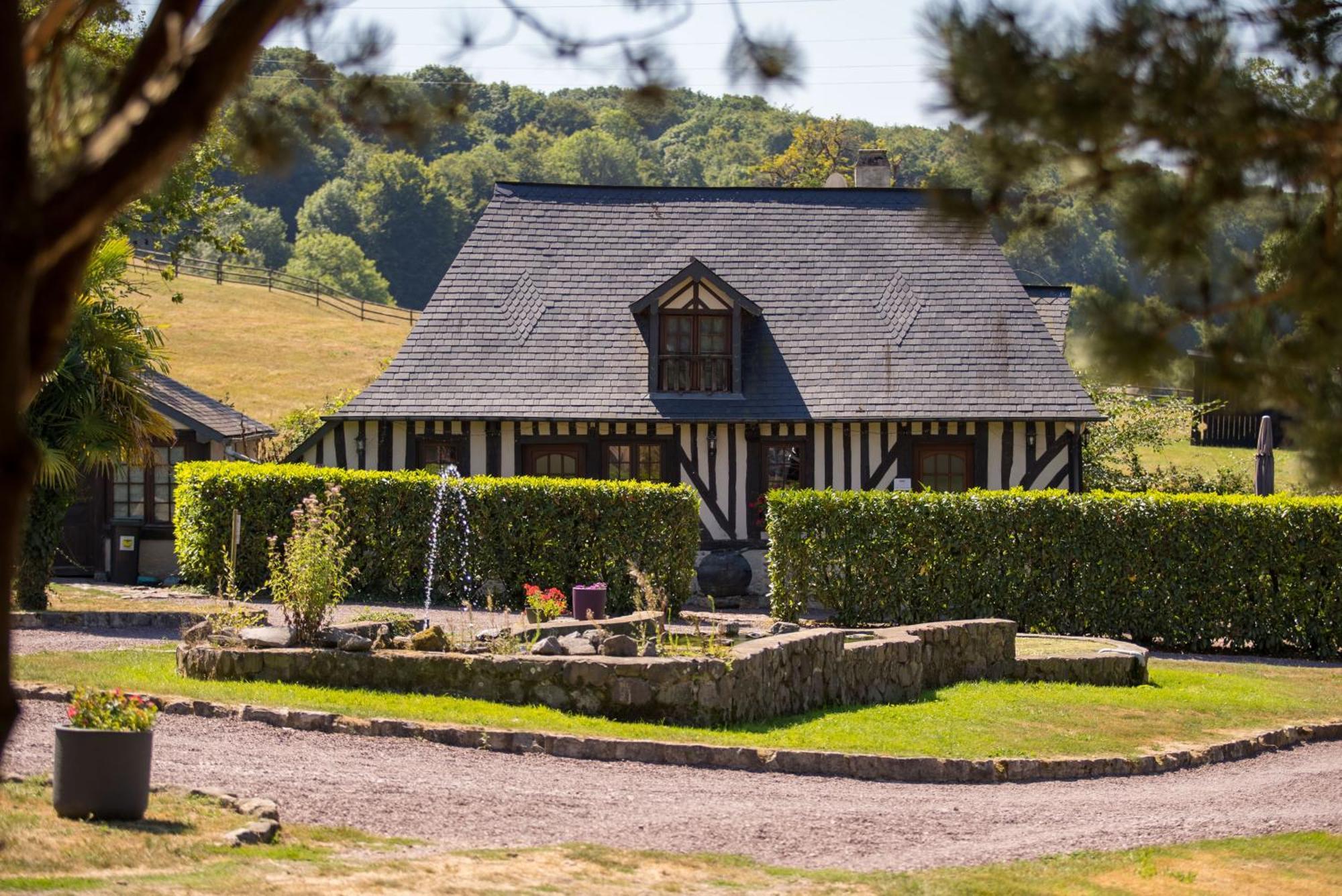 Gites - Domaine de Geffosse Pont-Évêque Extérieur photo